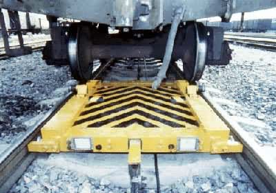 ����������ǣ��С��