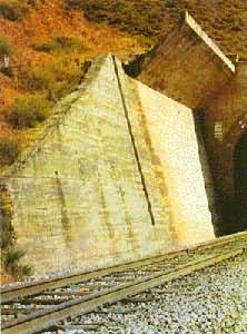 �������ϸֽ����������ê�˵�ǽ