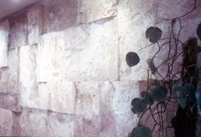 ��Ȼʯ������ķ�����ǽ