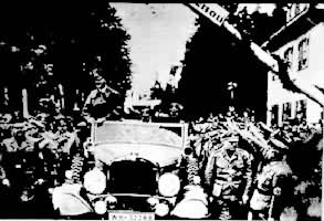 A.ϣ��������̨�µ���