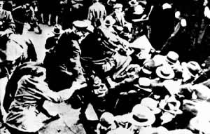 ��ɫ�����ġ�������ʧҵ����ͬ�ﾯ����(1932)