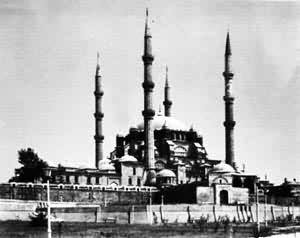 л��ķ����ʱ�ڵ���˹̹������������