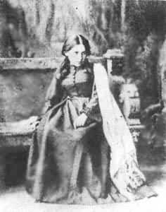 �������꡷����