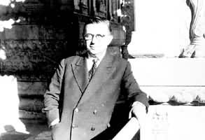 �����ڱ�����Ӱ