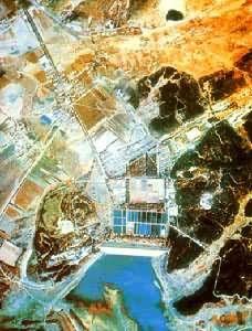 ��������ĳ�ؼٲ�ɫ�ϳ���Ƭ