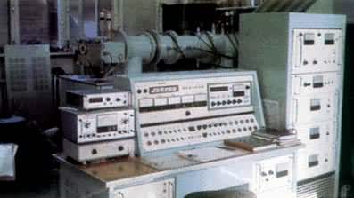 ͨ�õ�200keV��ѹ������