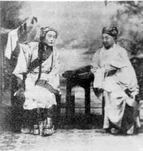 �µ����ڡ����������γ������