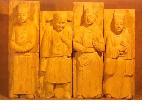 ɽ���ɽ���Խ�Ĺ�Ӿ�ש��