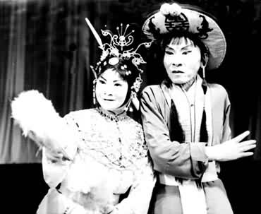 ���������ԡ����գ��ζ��������������ث��κ���Ӣ��