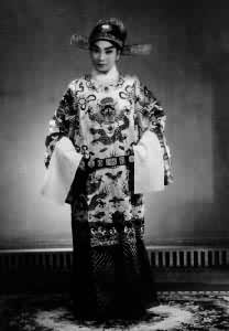 ��л���������գ�����˪��л������