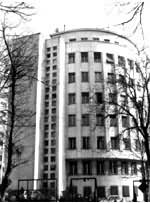 ��ͨ��ҵ���¥