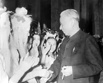 ������ۿ��������ˡ�����μ��ݳ���ѧ��ף��