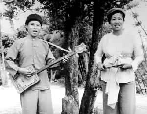 ������ֶԳ�������Ƭ����������