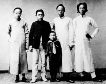 ѧ���ָ�Ĵ���������־�롢������������۵Ⱥ�Ӱ