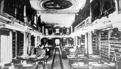 伯尔尼图书馆阅览室。1914～1916年列宁在这里进行研究工作