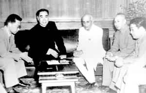 �й������ܶ�����ӡ������J.���³���л�̸(1954��6��25�ա�28��)