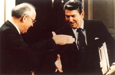 1987��12��8������������������ǩ���г̵�����Լ�����໥ף��