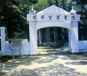 ���ݻ��Ҿ���ѧУ��ַ