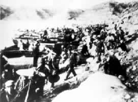 ���������ɻƺӱ�������ǰ�ߵİ�·��