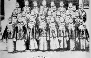 1872���һ����ʮ��ѧͯ����ʱ��Ӱ