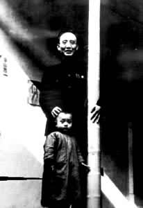 1941��11�¹�ĭ��50��������������25������Ӱ(���д��Ϊͬ��������)