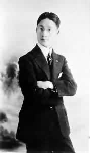 1921����־Ħ����Ӣ���׶ؽ��Ŵ�ѧ