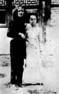 1921���������ڱ����Ͷ���äʫ�˰��������Ӱ