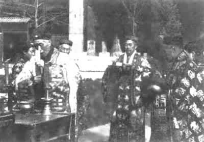 ͼ �������ƹ۵���������ף��