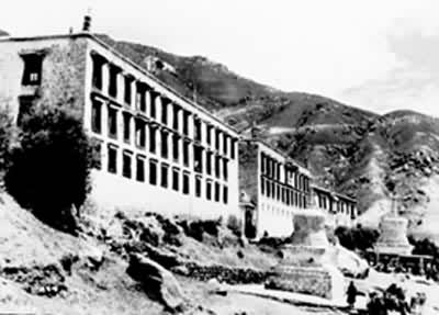 �ܰ����⾰